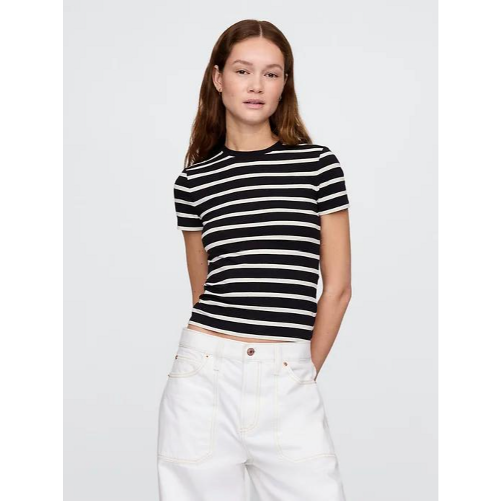 Gap CloseKnit Jersey T-Shirt in Black